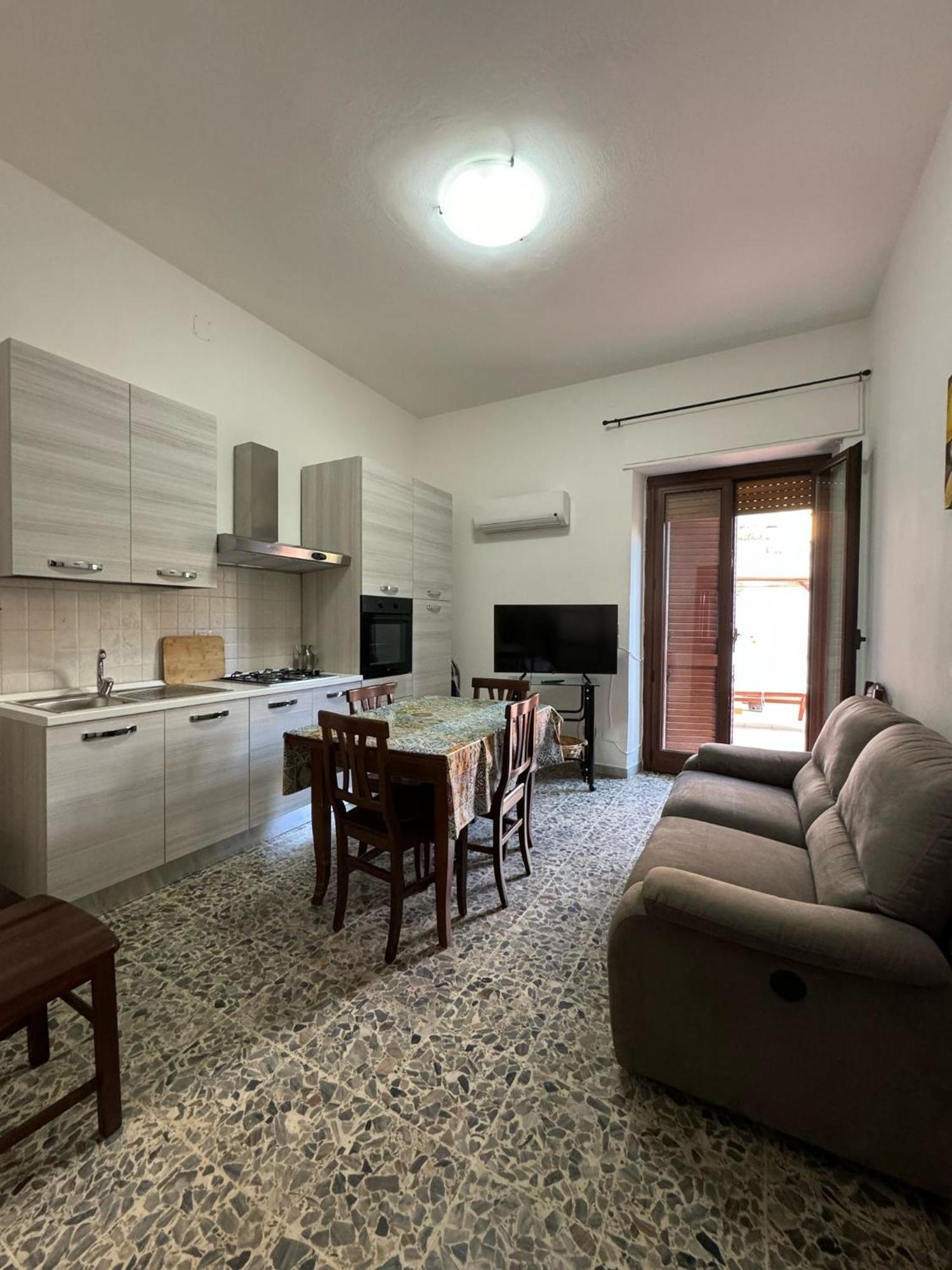 Pm 41 Via Ennio Porrino Guest House Alghero Zewnętrze zdjęcie