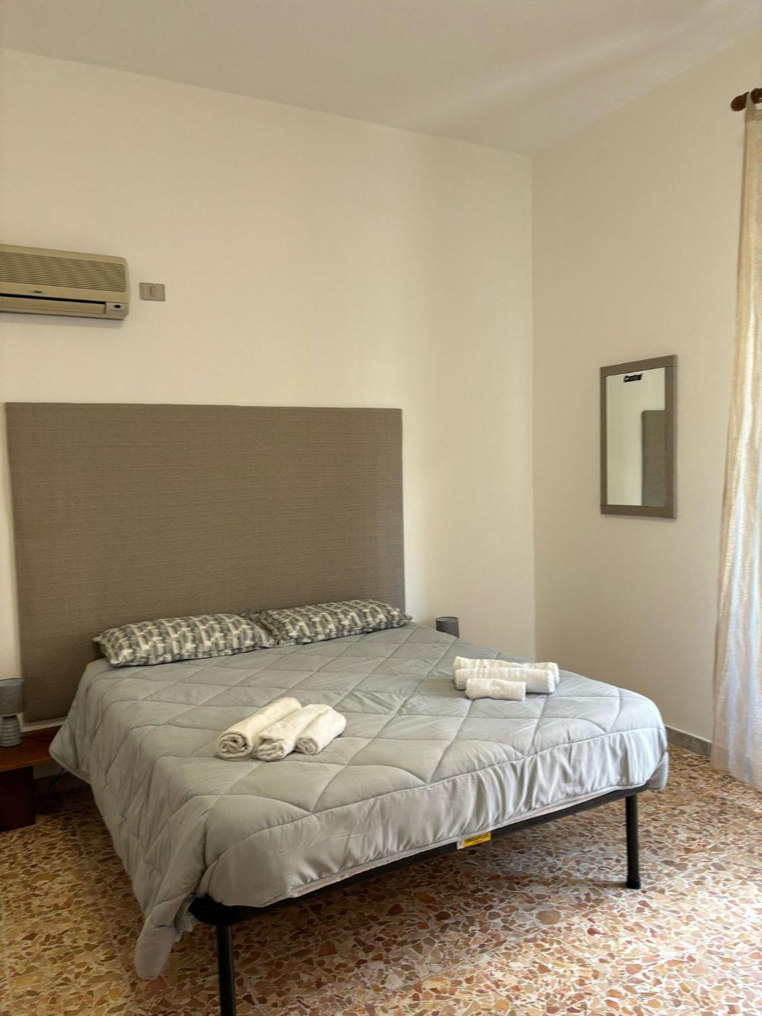Pm 41 Via Ennio Porrino Guest House Alghero Zewnętrze zdjęcie