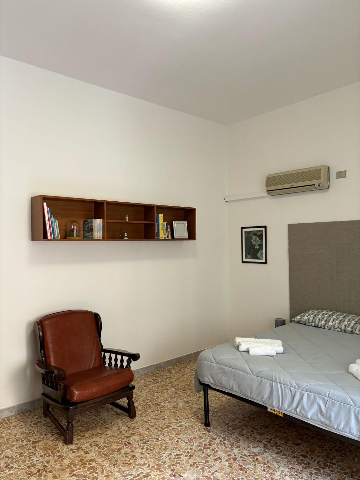 Pm 41 Via Ennio Porrino Guest House Alghero Zewnętrze zdjęcie