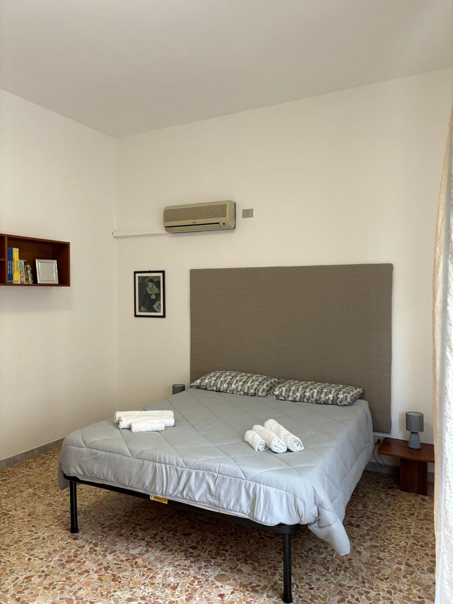 Pm 41 Via Ennio Porrino Guest House Alghero Zewnętrze zdjęcie